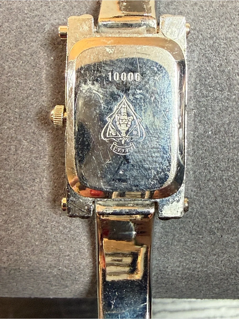 Vintage Gucci 1000.06 Silver Tone Bangle Watch Swiss Made Working New Battery